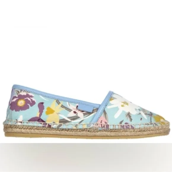Gucci Blue and White Espadrilles Floral Slip-On