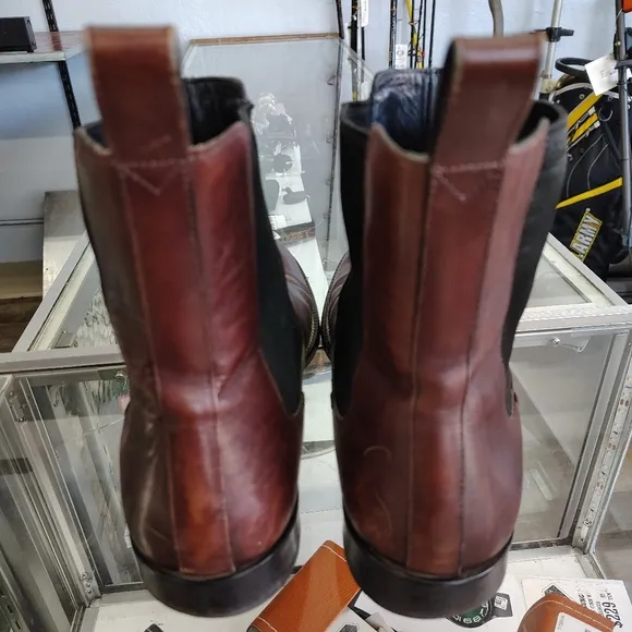 Gucci Brown and Black Leather Chelsea Boots