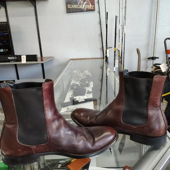 Gucci Brown and Black Leather Chelsea Boots