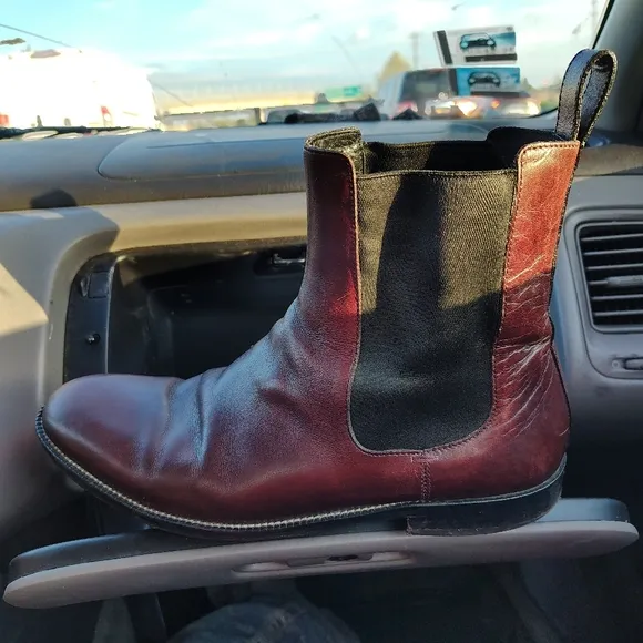 Gucci Brown and Black Leather Chelsea Boots