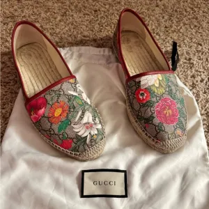 Gucci canvas espadrilles