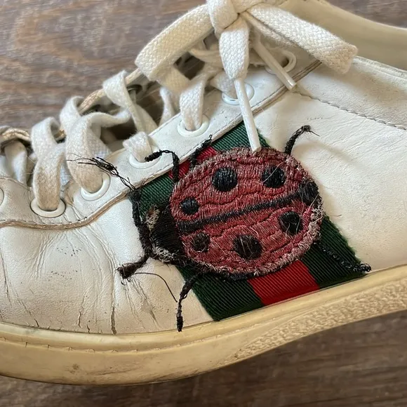 Gucci low top sneakers