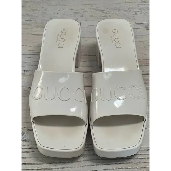 Gucci Mystic White Slide Sandals with Block Heel – Size EU 39 / US 9–9.5