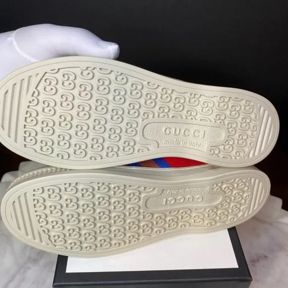 Gucci Red Canvas Striped Fruit Low Top Sneaker NWT💫