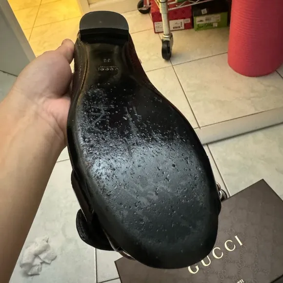 Gucci Salandia Black Patent Leather PeepToe Flat - EU Size 38