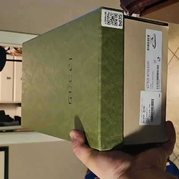 gucci sandals
