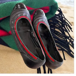 Gucci Vintage Black Leather Ballet Flats 39