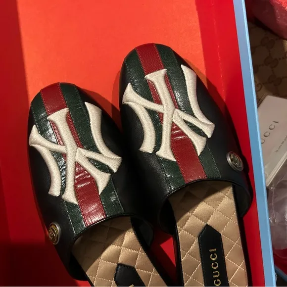 Gucci Women's Flamel Sandals