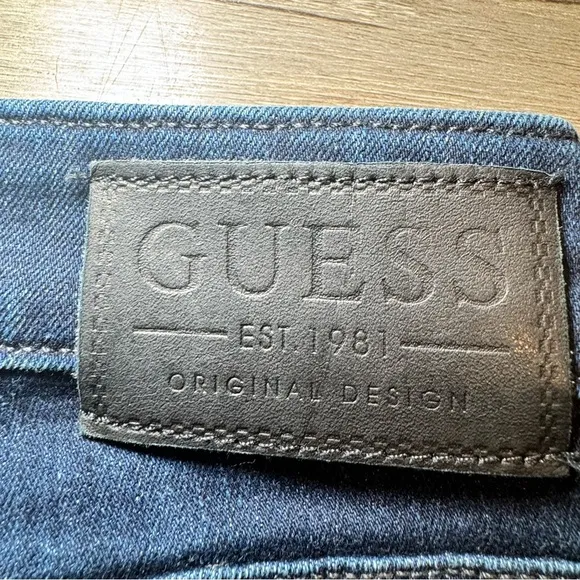 Guess Men’s Blue Jeans SZ 31 W 32 L