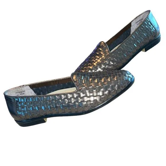 G.Wiz Silver Grey Metallic Woven Pattern Loafers size 6M