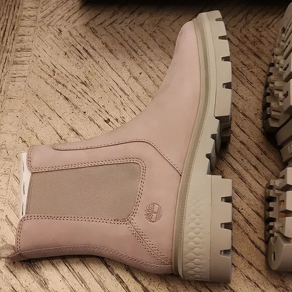 HOST pick Taupe Chelsea Timberland Boots size 7 NWT