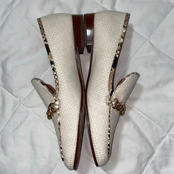 HTF RARE Like new Tory Burch Benton charm loafers