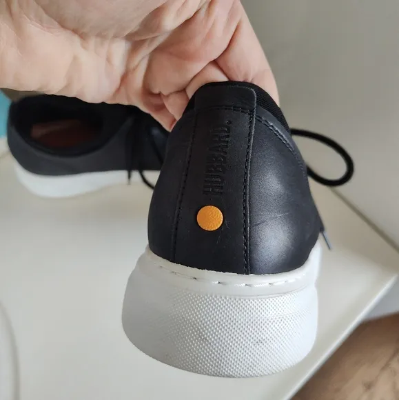 Hubbard “Flight” Black Leather Low Top Dress Sneakers/Inner Sock, 🖤/🤍, 8.5