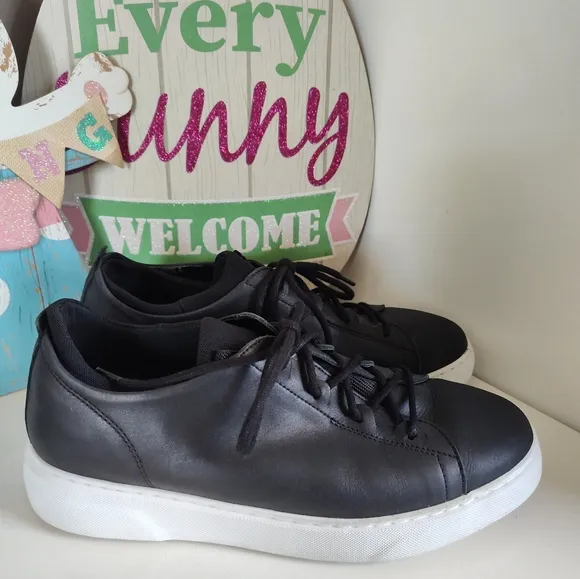 Hubbard “Flight” Black Leather Low Top Dress Sneakers/Inner Sock, 🖤/🤍, 8.5