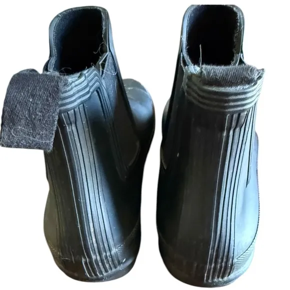 Hunter Black Chelsea Boots 8 women’s