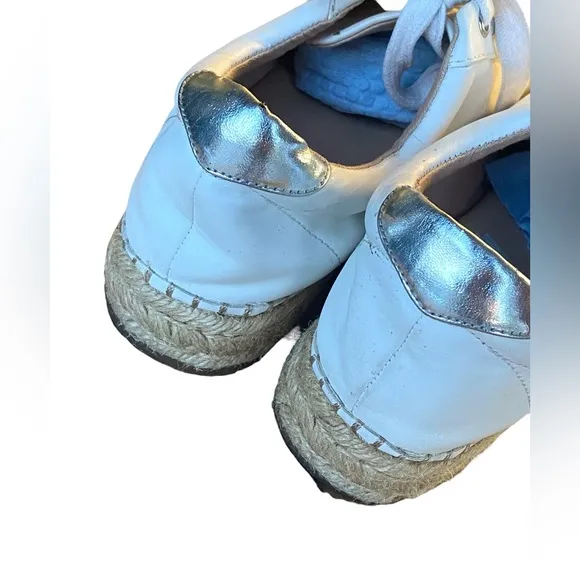 INC International Concepts White Sneaker with Rhinestones Size 8.5.