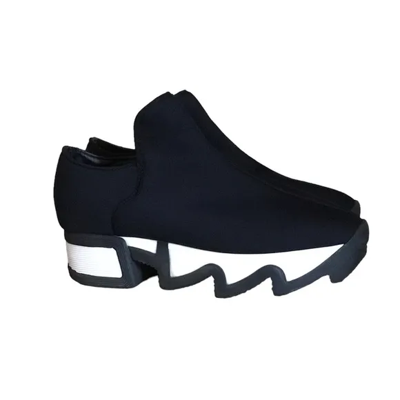 iRi NYC WES I Black Outline Low Top Sneakers Made in Italy