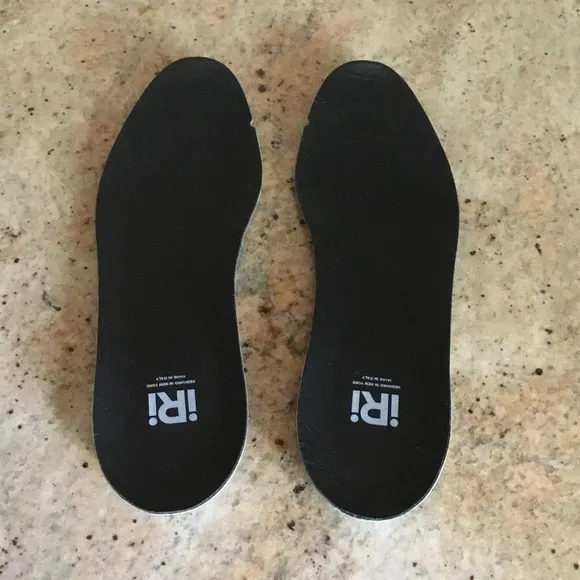 iRi NYC WES I Black Outline Low Top Sneakers Made in Italy