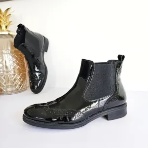Italian Primadonna Collection Black Patent Genuine Leather Chelsea Ankle Boots 9