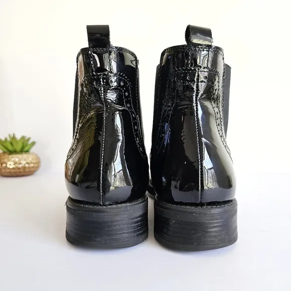 Italian Primadonna Collection Black Patent Genuine Leather Chelsea Ankle Boots 9