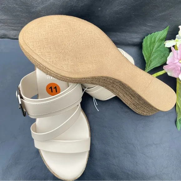 Italian Shoemakers Vivian Wedge Slides Sandals Size 11 New