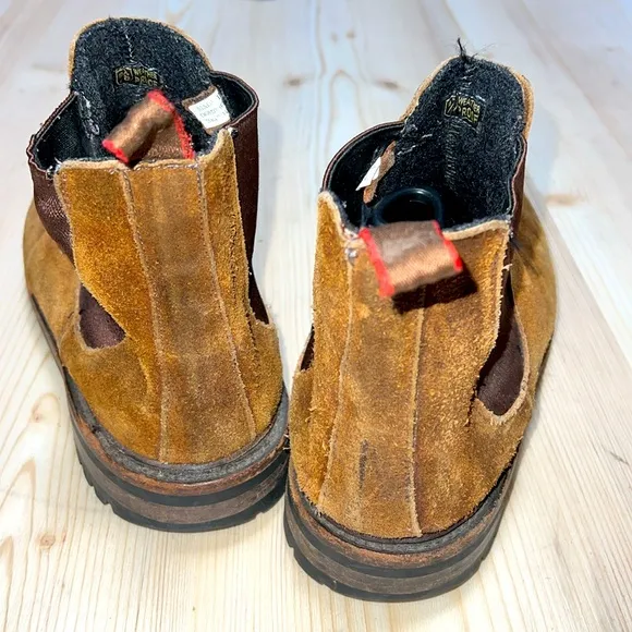 Itshide Commando Brown SuedeChelsea Boots