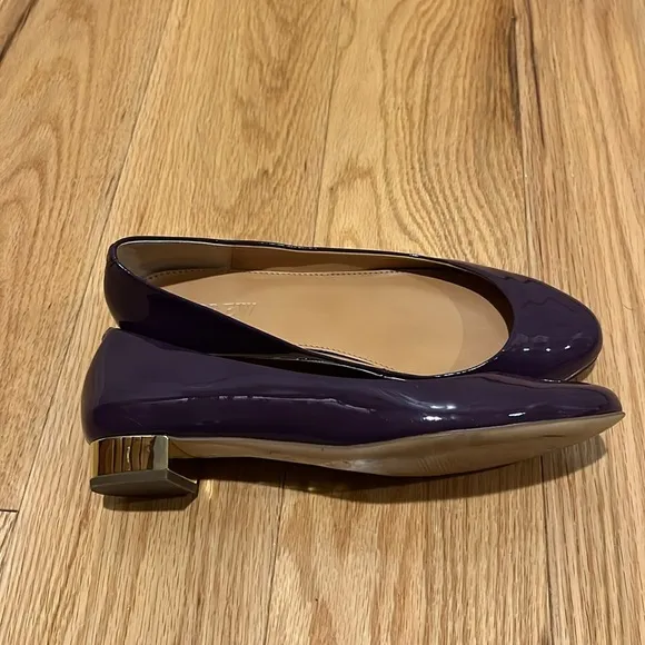 J Crew Harper Patent Leather Flats in Aubergine purple Gold Heel Sz 7