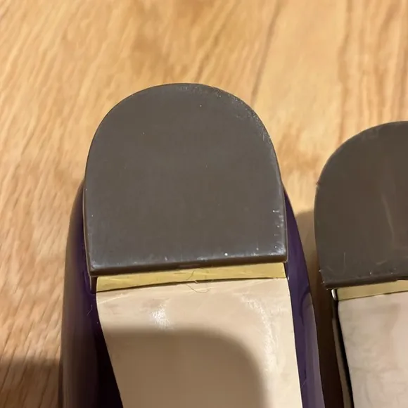 J Crew Harper Patent Leather Flats in Aubergine purple Gold Heel Sz 7