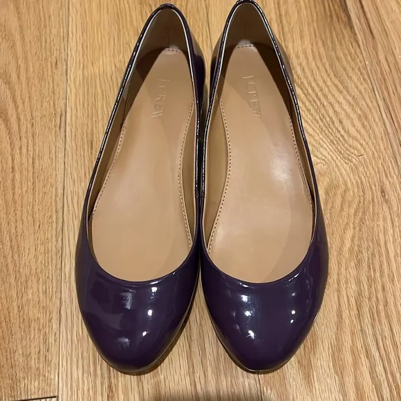 J Crew Harper Patent Leather Flats in Aubergine purple Gold Heel Sz 7