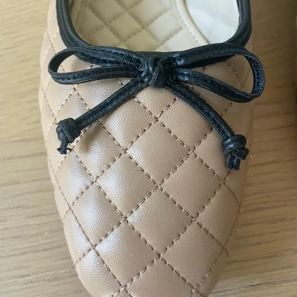 J. McLaughlin QUILTED LEATHER FLATS