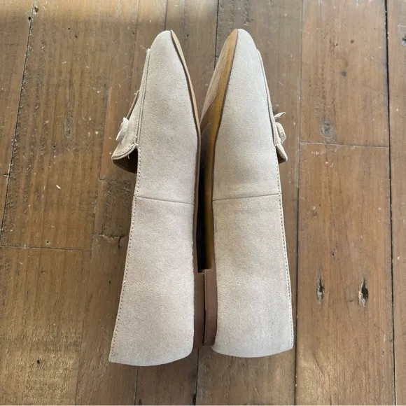 J.crew sand suede bow loafers flats academia almond toe casual women’s 8 NWOB