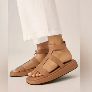 Jeffrey Campbell Devis Sandals Tan Leather Gladiator ankle strap size 10