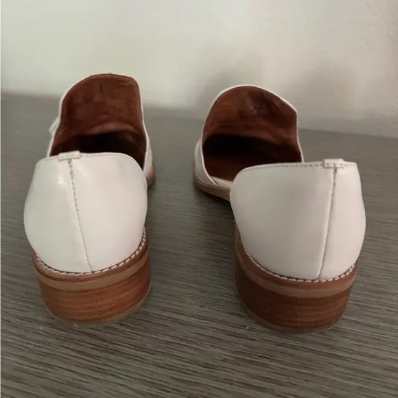 Jeffrey Campbell Slip-On Loafers Flats Tassel Detail White Women's Size 8