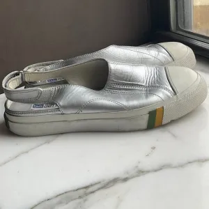 JEFFREY for KEDS Metallic Silver Leather Slip On Platform Sneakers