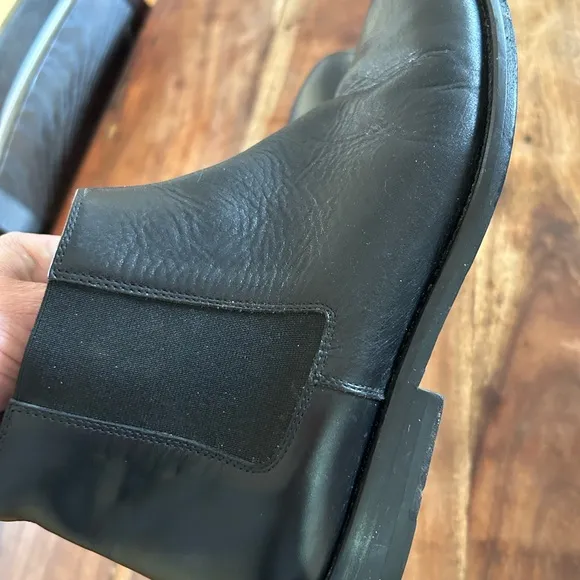 Jenni Kayne Black Chelsea ankle Boots 38/8 US