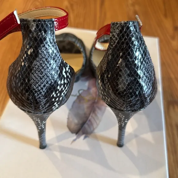 Jessica Simpson Sandals