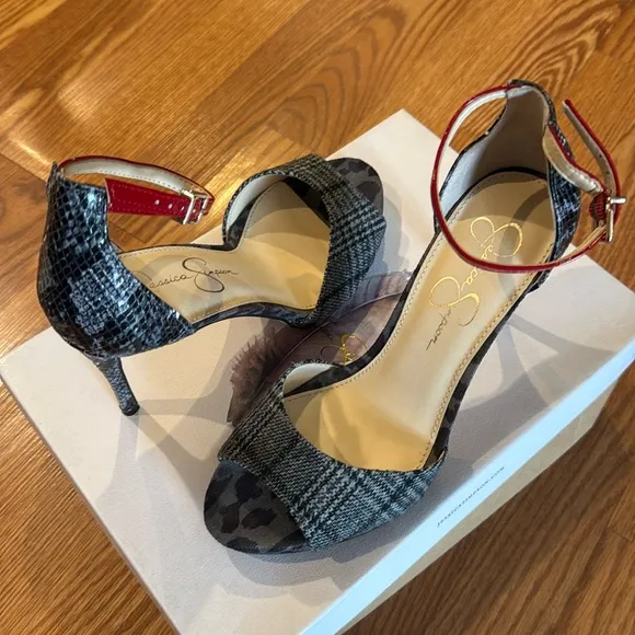 Jessica Simpson Sandals