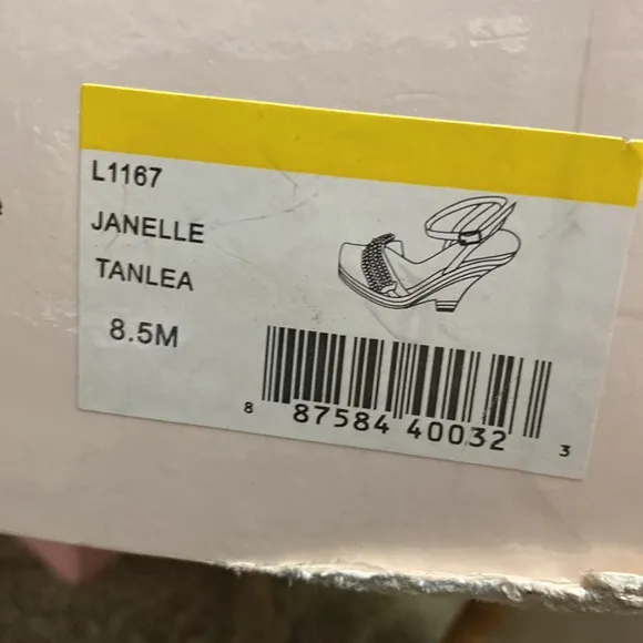 JLO Janelle Tanlea sandals with strap around ankle