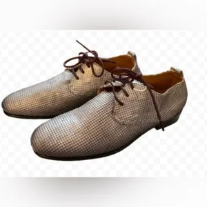 Jo Ghost Silver Metallic Woven 100 % Leather Textured Lace Up Oxford Shoes Sz 37