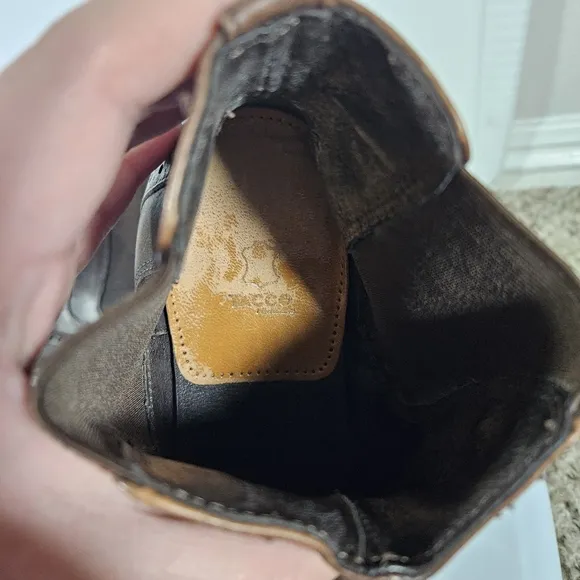 John Varvatos Chelsea Boots Size 8