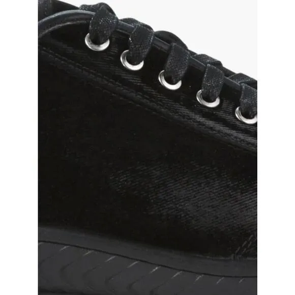 John Varvatos USA Black Low Top Hattan Brushed Velvet Sneakers Mens Sz 7 Classic
