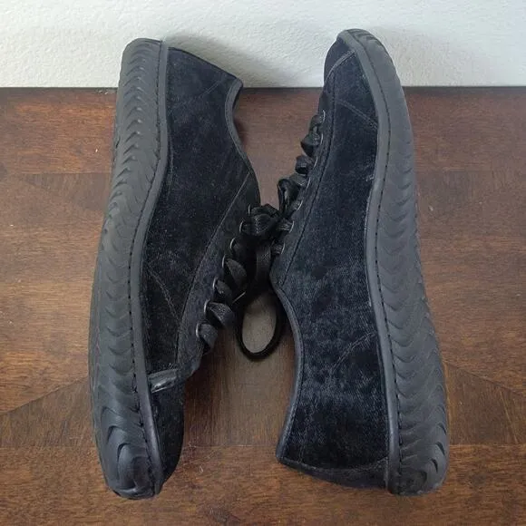 John Varvatos USA Black Low Top Hattan Brushed Velvet Sneakers Mens Sz 7 Classic