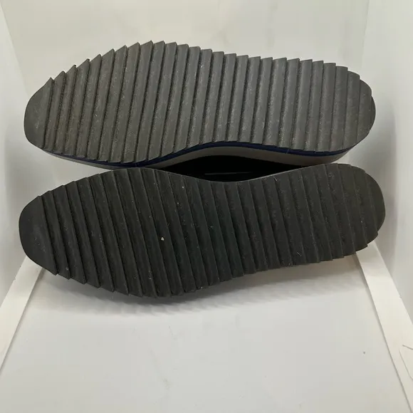 Johnston &amp; Murphy Black Flats with Tassels
