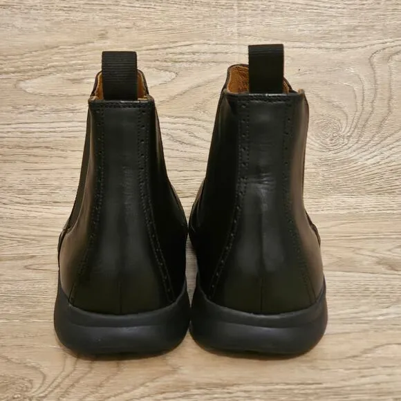 Johnston &amp; Murphy Brody Chelsea Boot Black Sleek Leather Boots Mens Size 13M NEW