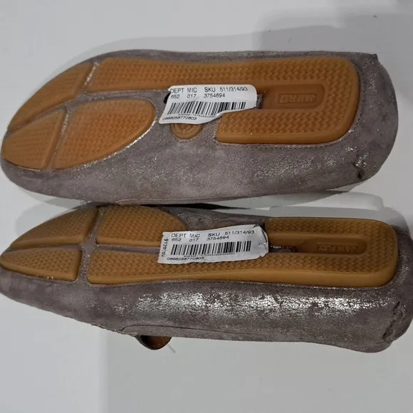 Johnston &amp; Murphy Maggie Peggy Loafers in Pewter Metallic Suede