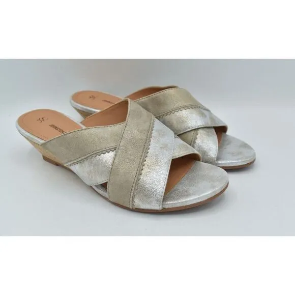 Johnston &amp; Murphy Women Size 9.5 Marlena Cross Strap Silver Gold Slip On Sandals