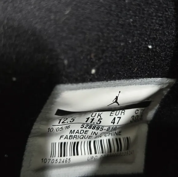 Jordan 11 Low Barons Black and White Low Top Sneakers