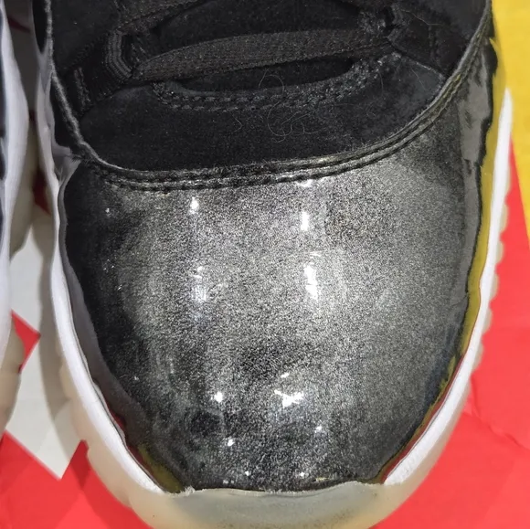 Jordan 11 Low Barons Black and White Low Top Sneakers