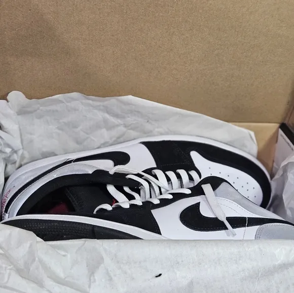 Jordan Black and White Low-Top Sneakers with Padded Collar