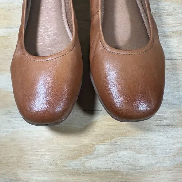 Josef Seibel Brown Leather Flats Women’s Size 10